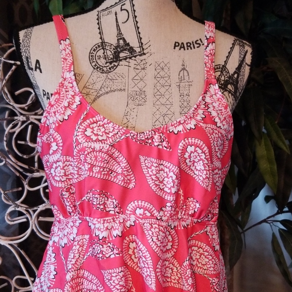 ๐Swim Top๐ - Picture 2 of 5